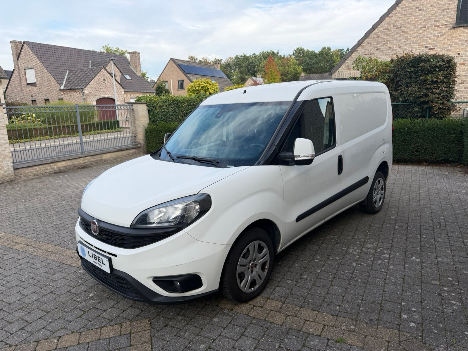 Fiat Doblo 03/2021 1.3D 155DKM *Garantie/incl btw*, Voorwielaandrijving, Stof, 4 cilinders, Wit
