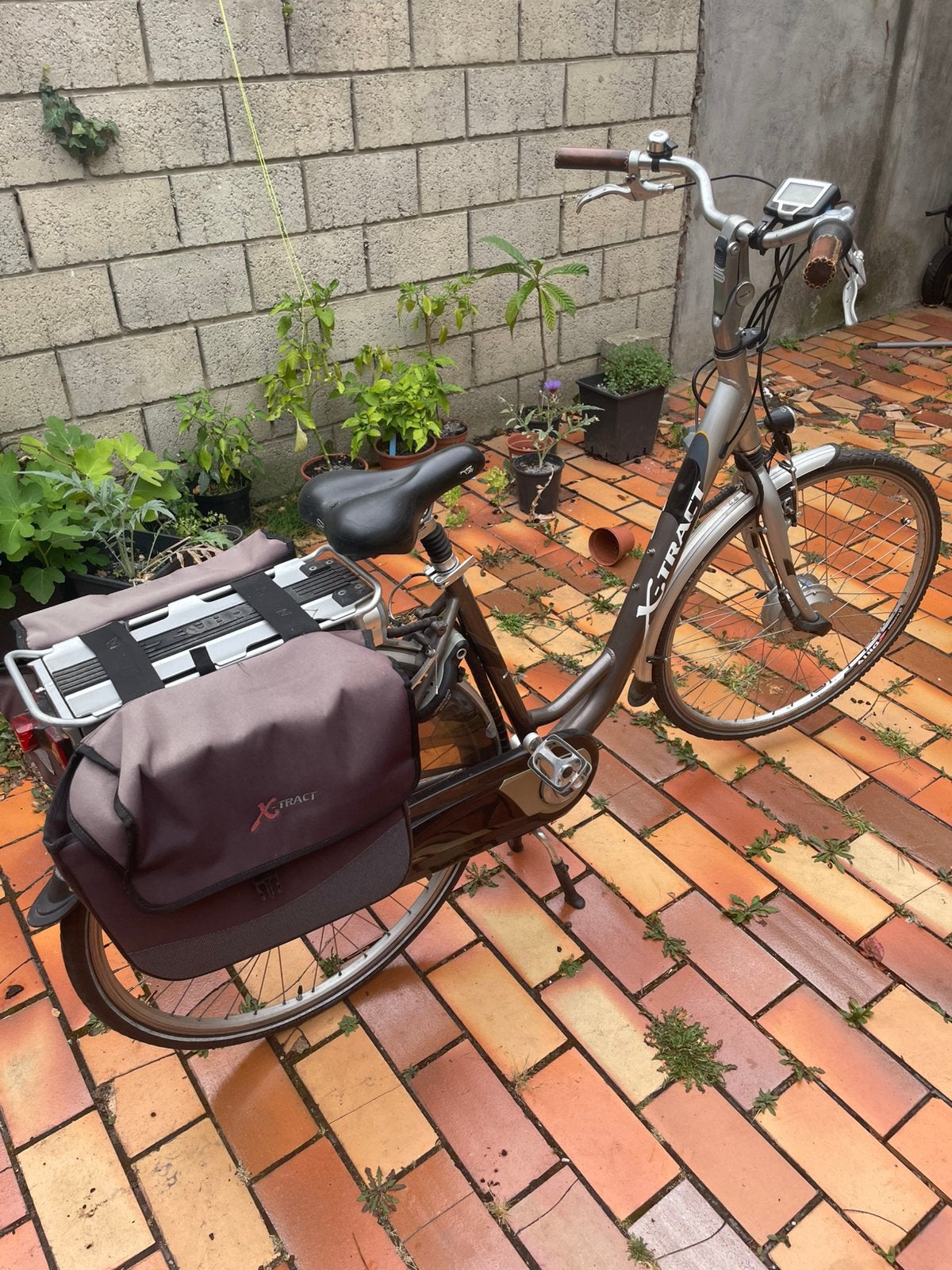 X-tract elektrische fiets. (Geen lader. Kijk zeker besch.), Fietsen en Brommers, Fietsen | Dames | Damesfietsen, Gebruikt, Versnellingen