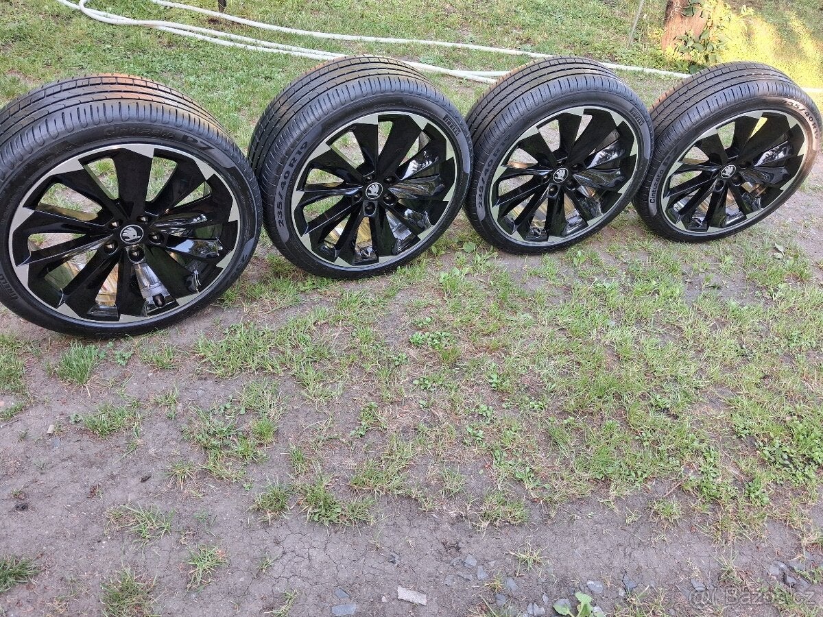 Jantes Skoda Superb 19 pouces avec pneus d'été OEM Skoda, Enlèvement, 19 pouces, Pneus été, Pneus et Jantes