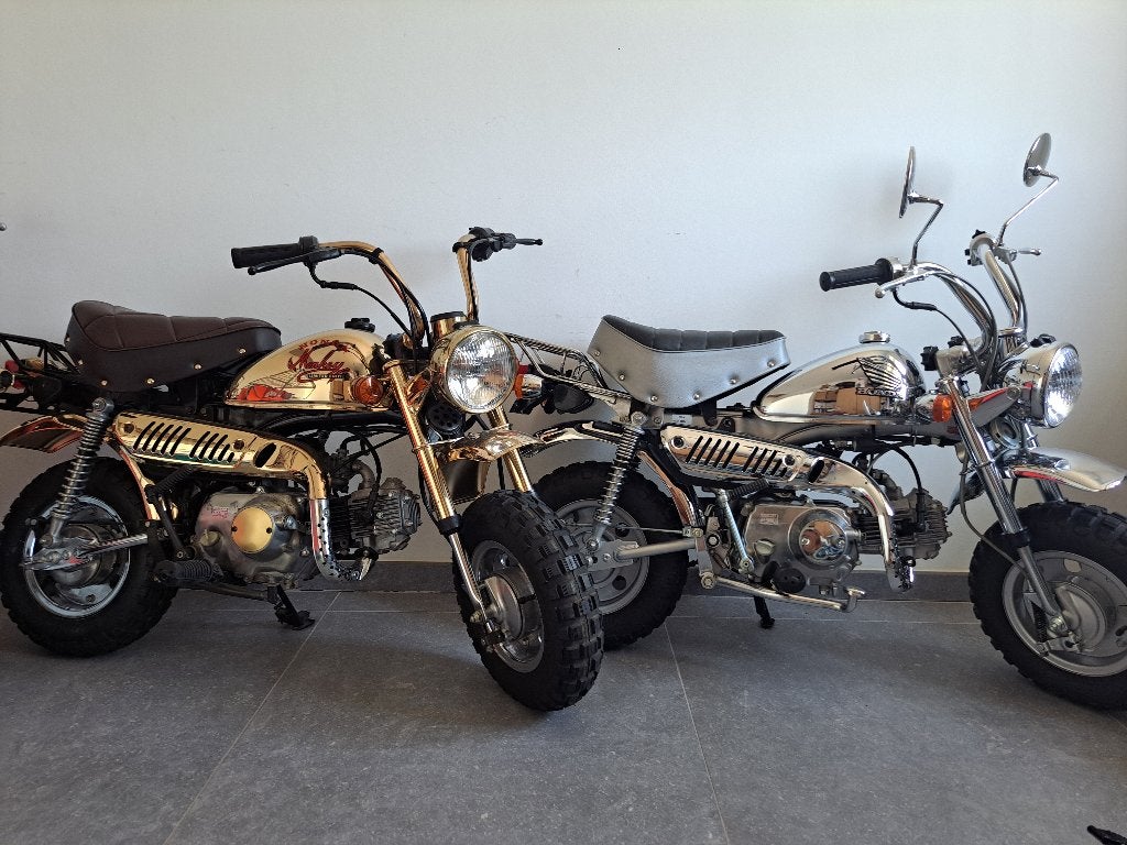 Honda Monkey z50 Gold and Chrome(Lot). Véritable collector., Particulier