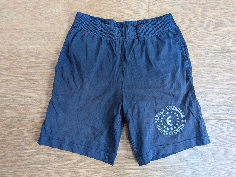 short de sport EB II - taille 146 (11 ans), Kinderen en Baby's, Kinderkleding | Maat 146, Ophalen, Gebruikt