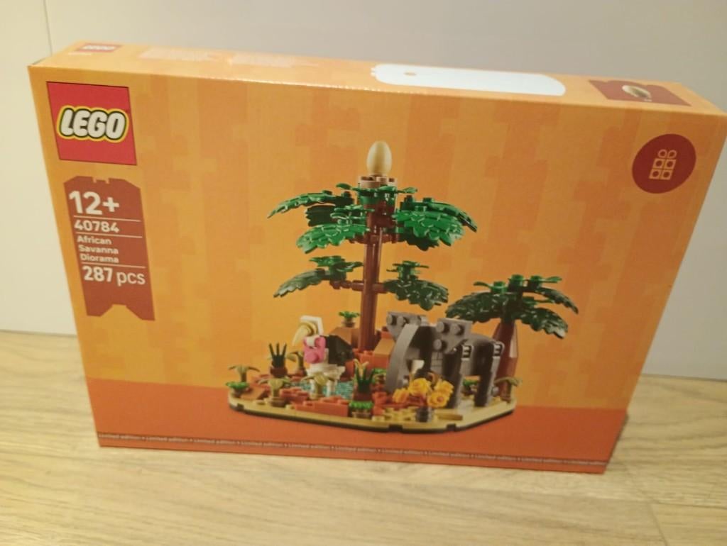 LEGO - 40784 - Afrikaanse savanne diorama, Ophalen of Verzenden, Nieuw, Complete set, Lego
