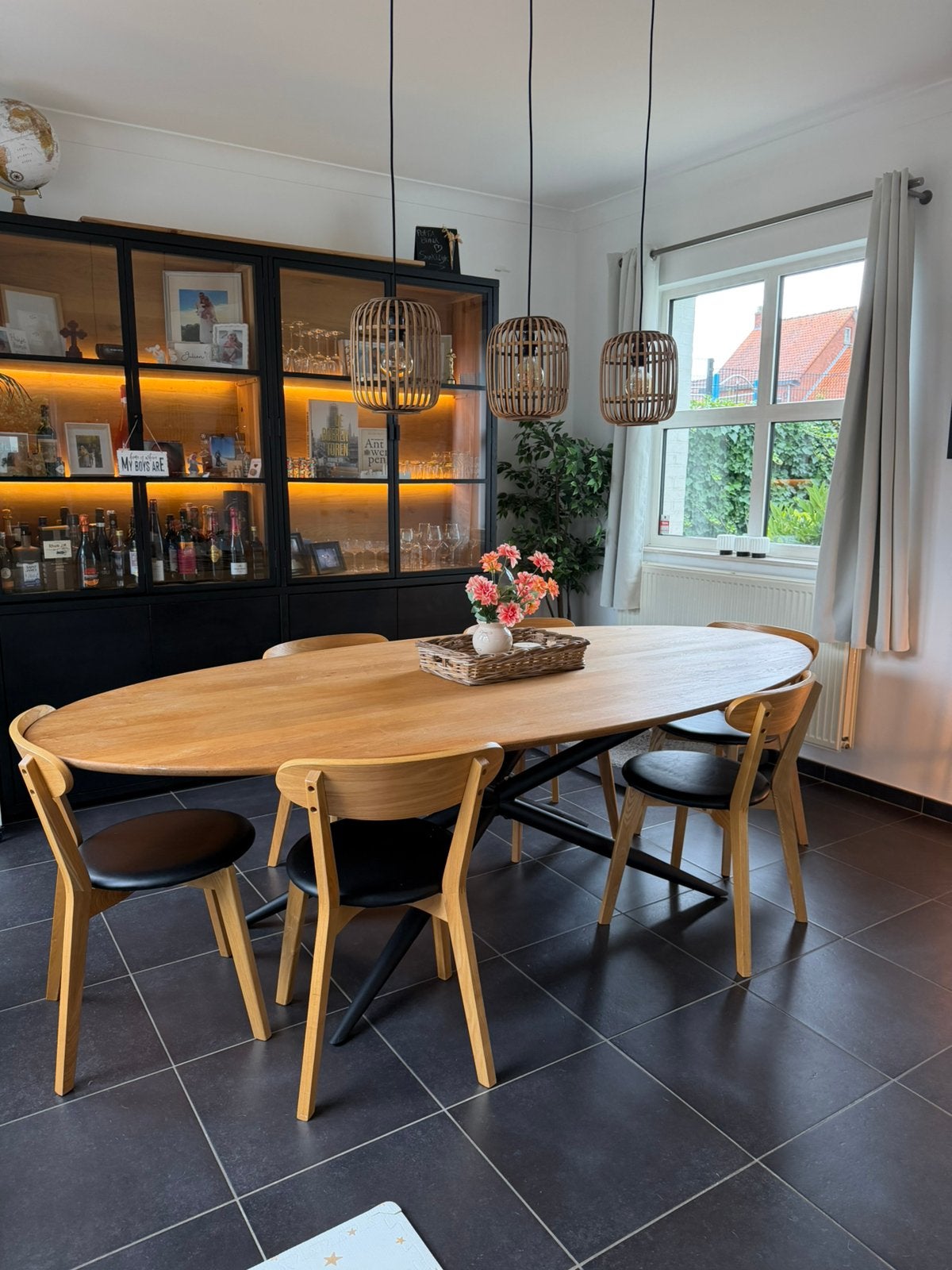 Massieve eiken tafel, Ophalen, Zo goed als nieuw