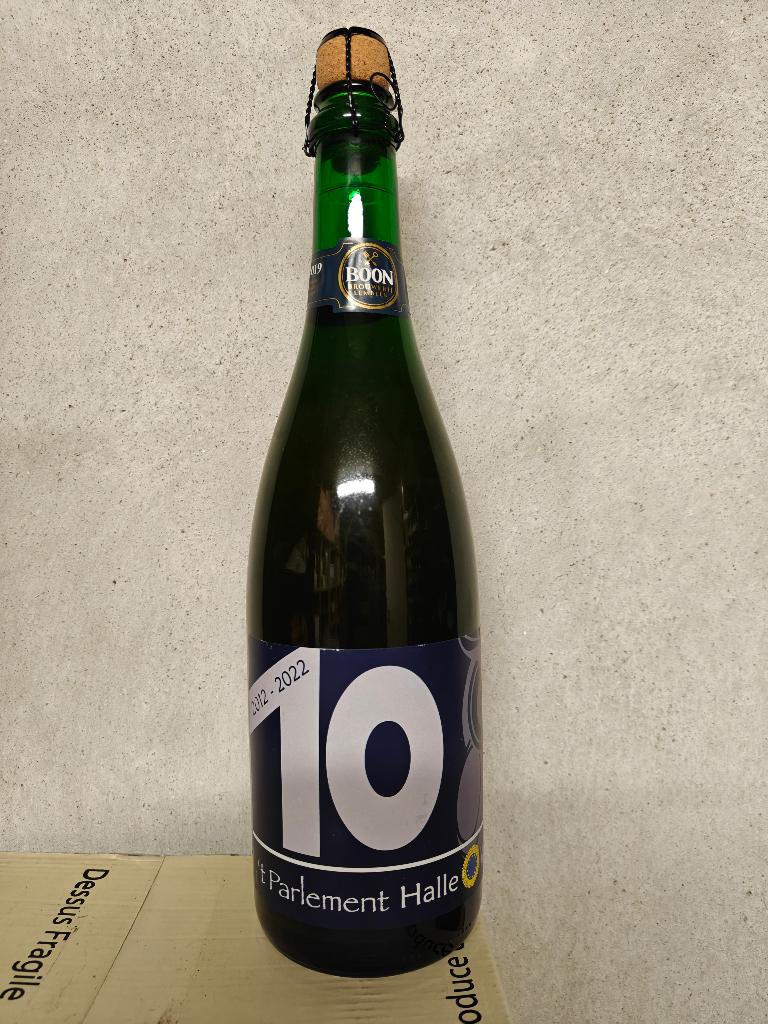 Geuze 't parlement 10jaar, Collections, Enlèvement