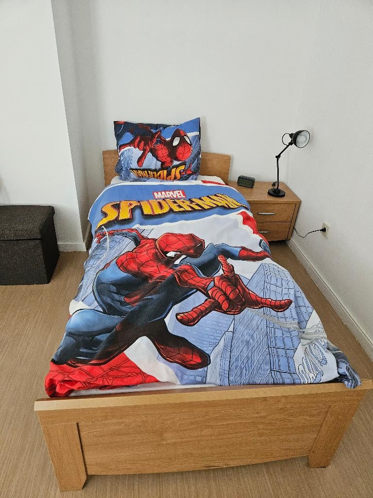 Volledige slaapkamer, bed, kleerkast, nachtkast, bureau,..., Ophalen, Gebruikt, Eenpersoons