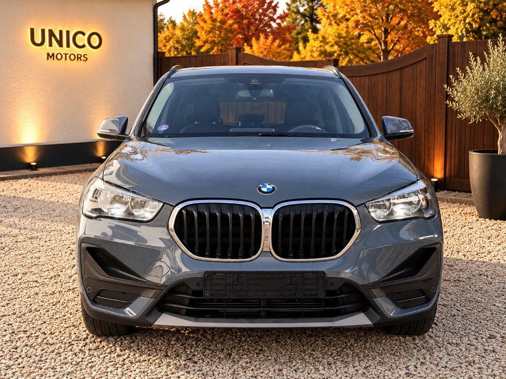 BMW X1 sDrive18i - Automaat - Pano - H.U. - Leder, Auto's, Dealer onderhouden, Leder, Bedrijf, 5 zetels