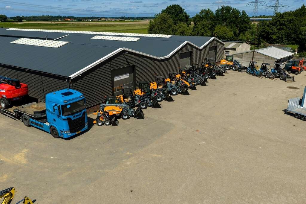 Giant shovel of verreiker kopen ? Profiteer nu van 0,49 % re, Zakelijke goederen, Tobroco, Info@tobroco.nl, Sprendlingenstraat 57
5061 KM  Oisterwijk, NL