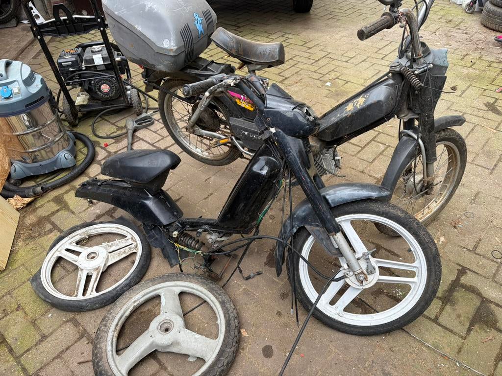2 peugeot brommers, Enlèvement, Utilisé