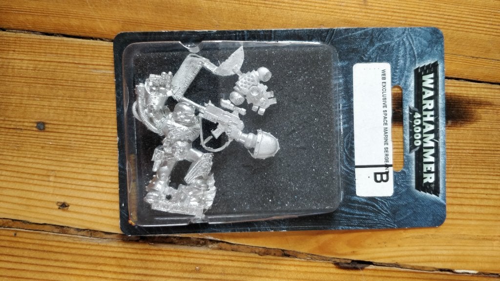 Space Marines Sergeant exclusief op het web, Hobby en Vrije tijd, Wargaming, Ophalen of Verzenden, Zo goed als nieuw, Warhammer 40000