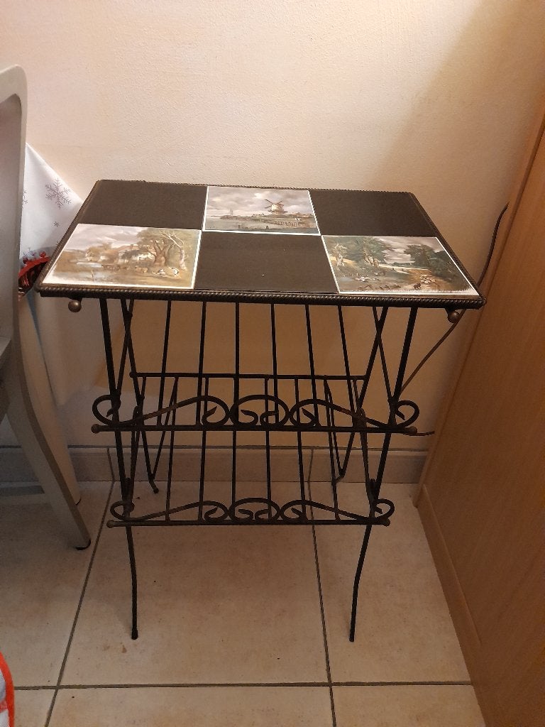 Smeedijzeren bijzettafel met tegeltjes, Ophalen, Rechthoekig, Minder dan 55 cm, 60 cm of meer