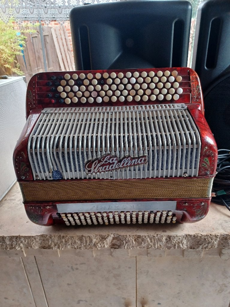 Accordeon, Ophalen