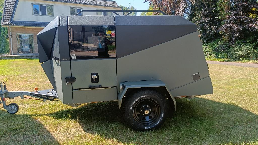 Offroad Caravan Migrator Ultimate, Caravans en Kamperen, Caravans, Bedrijf, tot en met 2, 500 - 750 kg, Lengtebed, tot 4 meter
