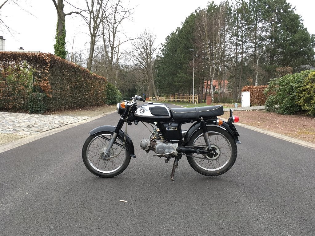 Honda cd50, Fietsen en Brommers, 49 cc, Klasse B (45 km/u), 4 versnellingen, Ophalen