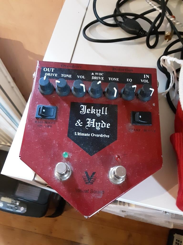 Jekill & Hyde V1 VisualSound Ultimate Overdrive, Enlèvement