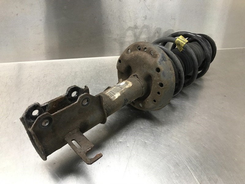 JAMBE DE FORCE AVANT DROIT Daewoo / Chevrolet Cruze, Utilisé, Daewoo
