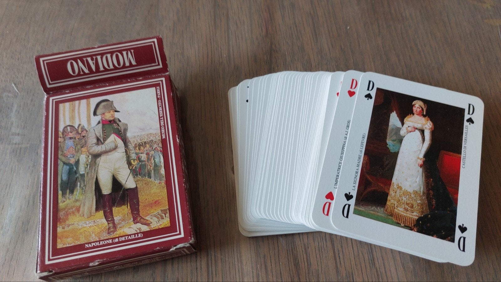 Jeu de cartes Napoléon, Collections