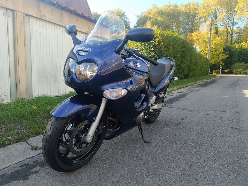 Suzuki GSXF 750 de 2004, 750 cm³, Occasion, Plus de 35 kW, 4 cylindres