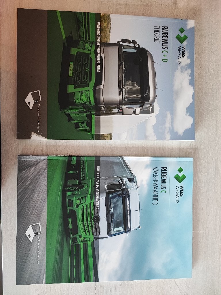 Theorieboeken c rijbewijs en vakbekwaamheid, Boeken, Ophalen, Zo goed als nieuw