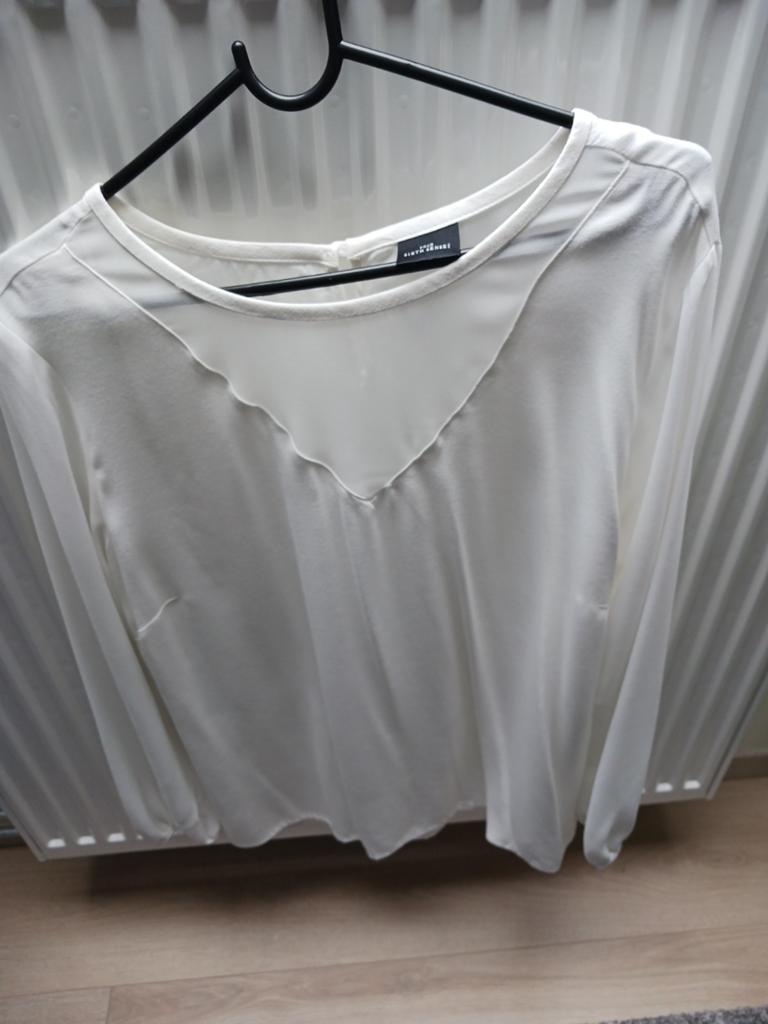 Nieuwe bloes merk C&A te koop.M 42, C&A, Ophalen, Nieuw, Wit
