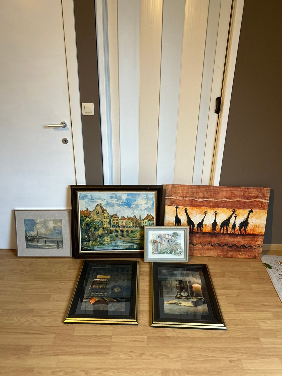 Verschillende schilderijen en decoratie (schelde verkocht), Ophalen, Zo goed als nieuw
