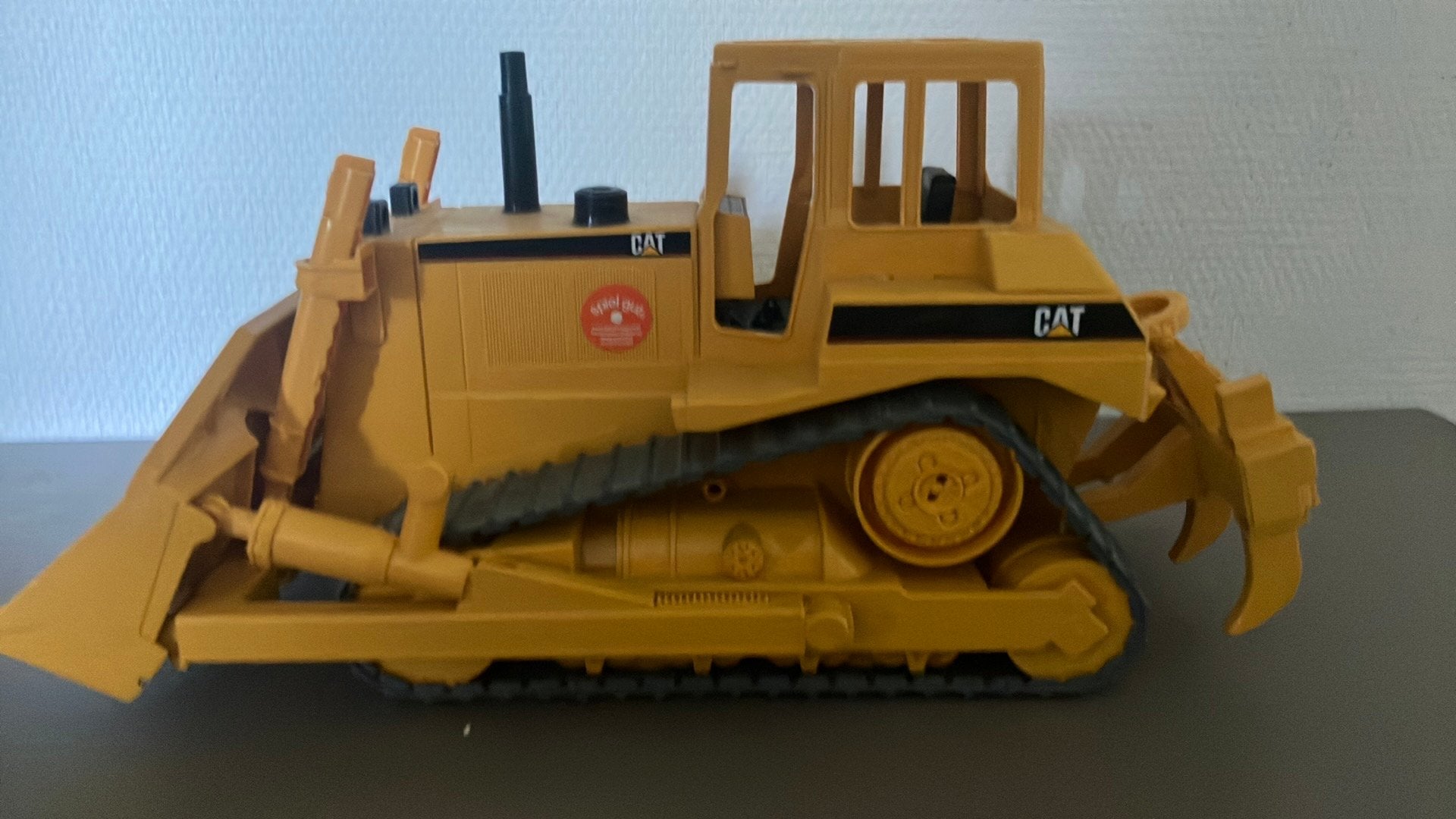 Excavatrice CAT, Enlèvement, Comme neuf