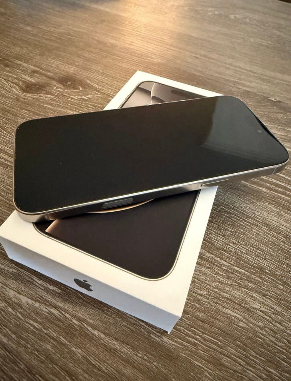 iPhone 16 pro, Télécoms, Téléphonie mobile | Apple iPhone, 128 GB, Enlèvement ou Envoi, Comme neuf, Sans abonnement