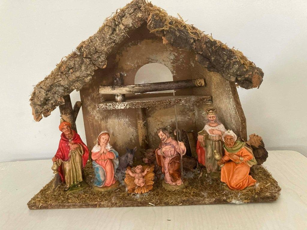 Oude Vlaamse Kerststal met 8 beeldjes, Ophalen of Verzenden, Gebruikt