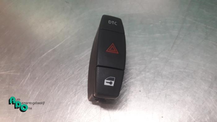 Paniekverlichtings Schakelaar van een BMW 1-Serie (1-Serie 0, Gebruikt, -, -, Ophalen of Verzenden