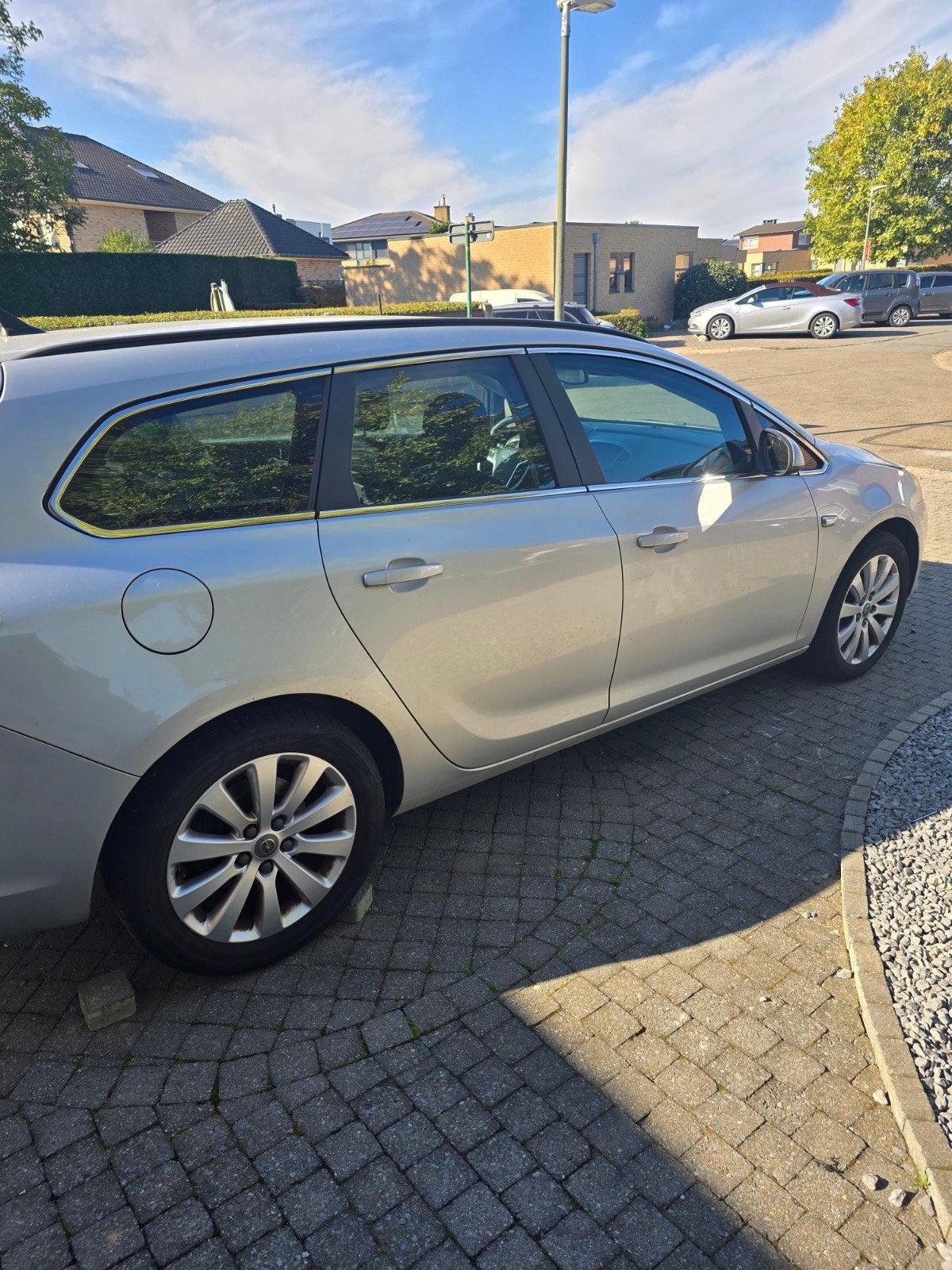 te koop opel astra tourer 1.7 diesel, Autos, Argent ou Gris, Achat, Boîte manuelle, Noir