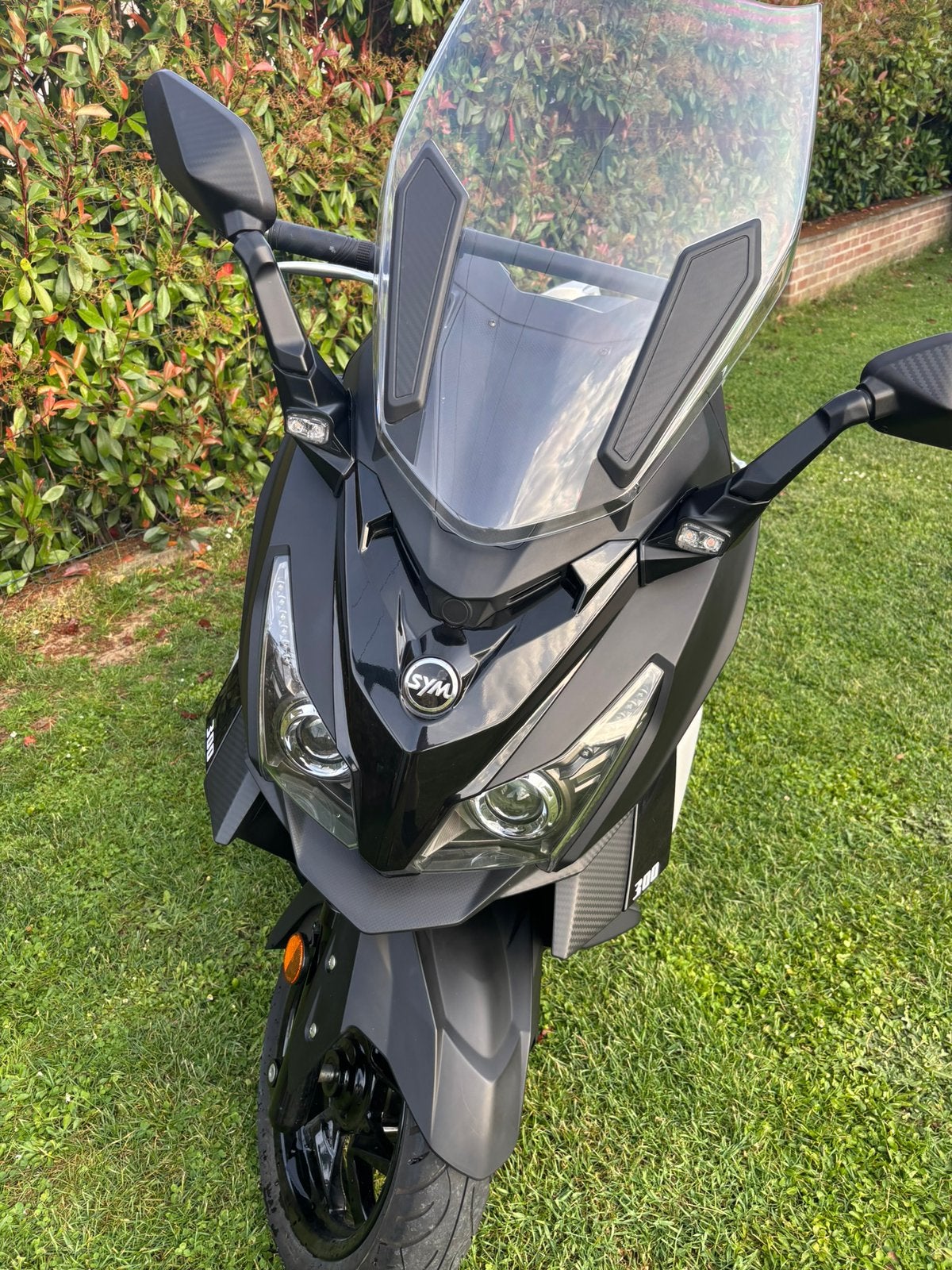 Scooter cruisym 300cc, Enlèvement, Comme neuf