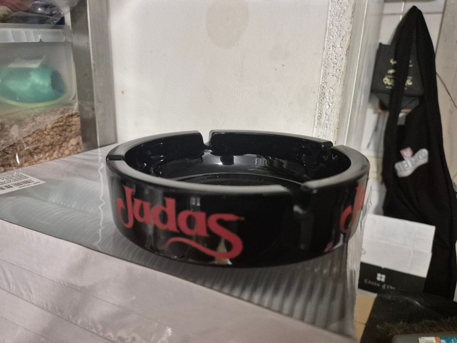Asbak judas, Verzamelen, Biermerken, Ophalen of Verzenden