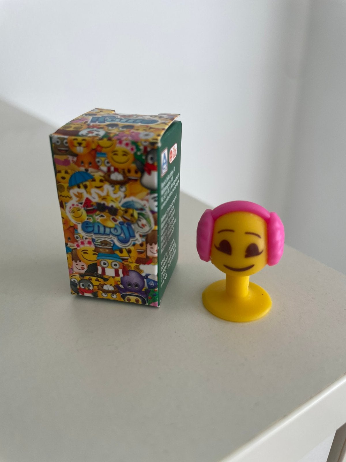 Emoji Aldi 2026 Wendy Warm, Verzamelen, Poppetjes en Figuurtjes, Ophalen of Verzenden, Zo goed als nieuw