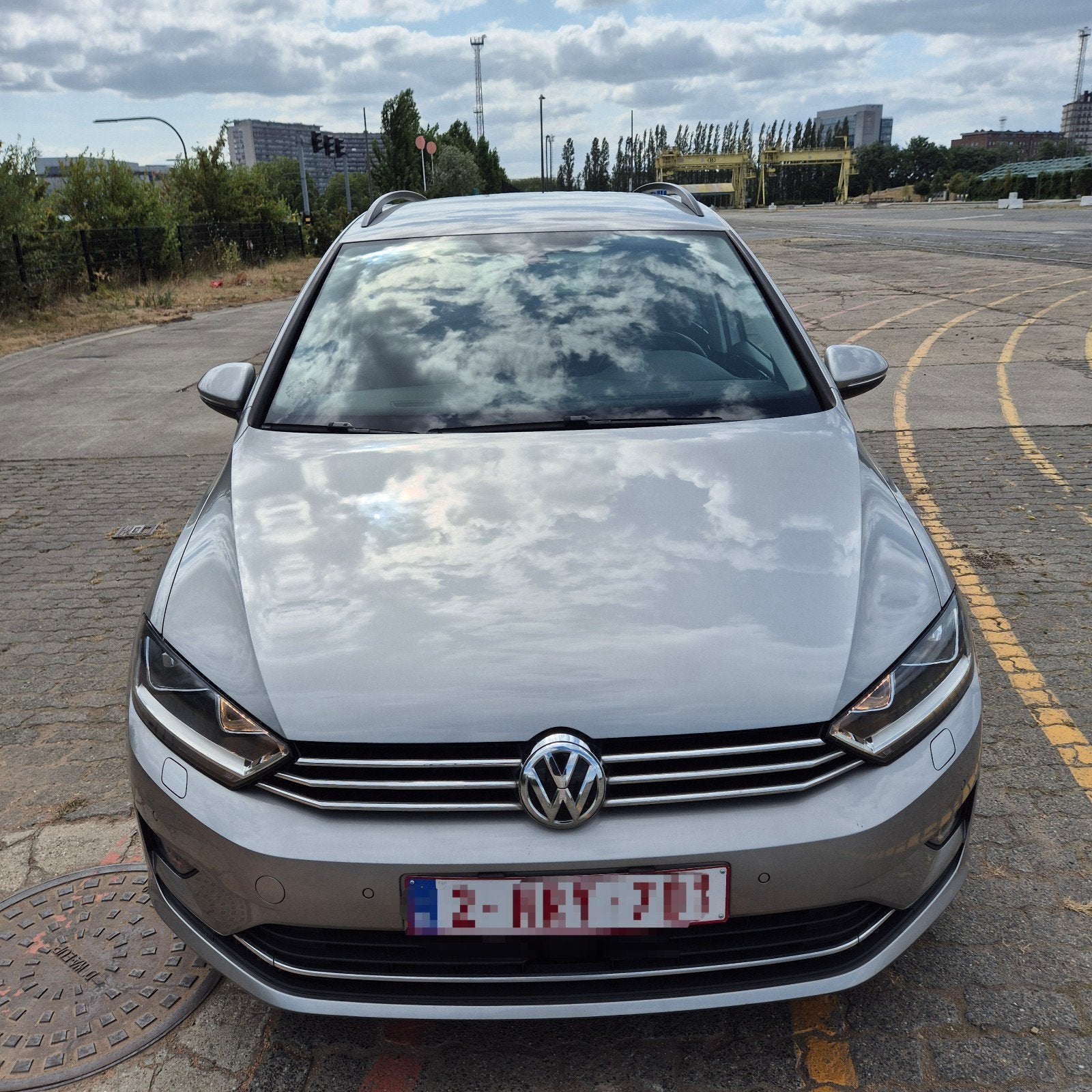 Volkswagen sportvan, Auto's, Volkswagen, Automaat, Stof, Euro 6, 4 cilinders