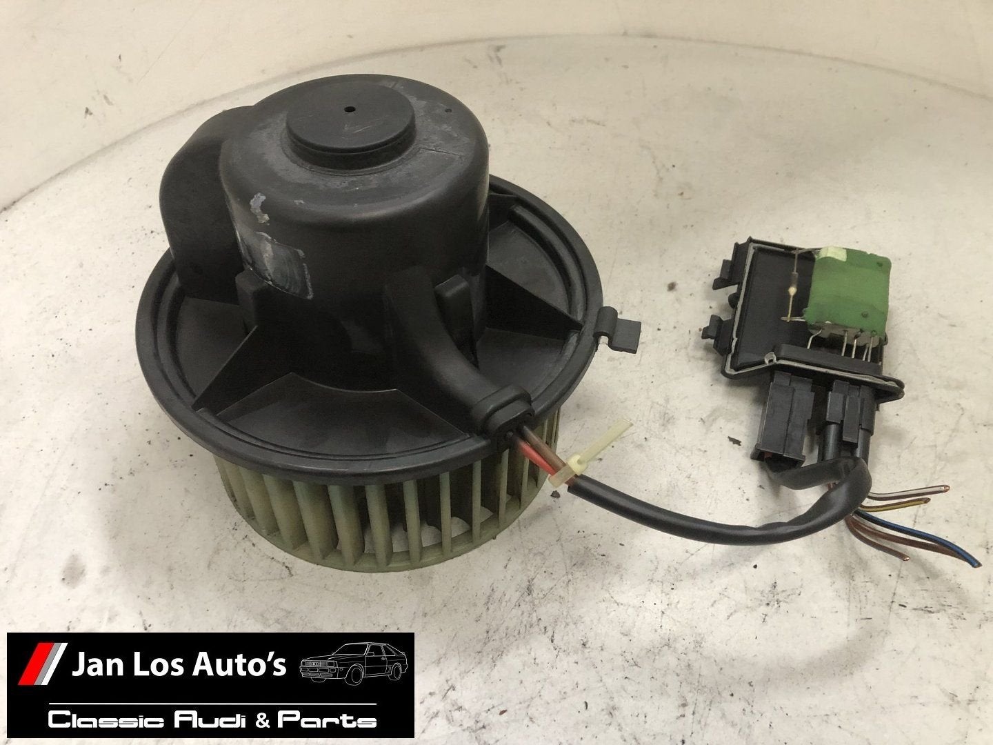 Audi 80 90 coupe cabrio B3 B4 kachelventilator aanjager, Autos : Pièces & Accessoires, -, Origine de la pièce connue, Audi, Utilisé