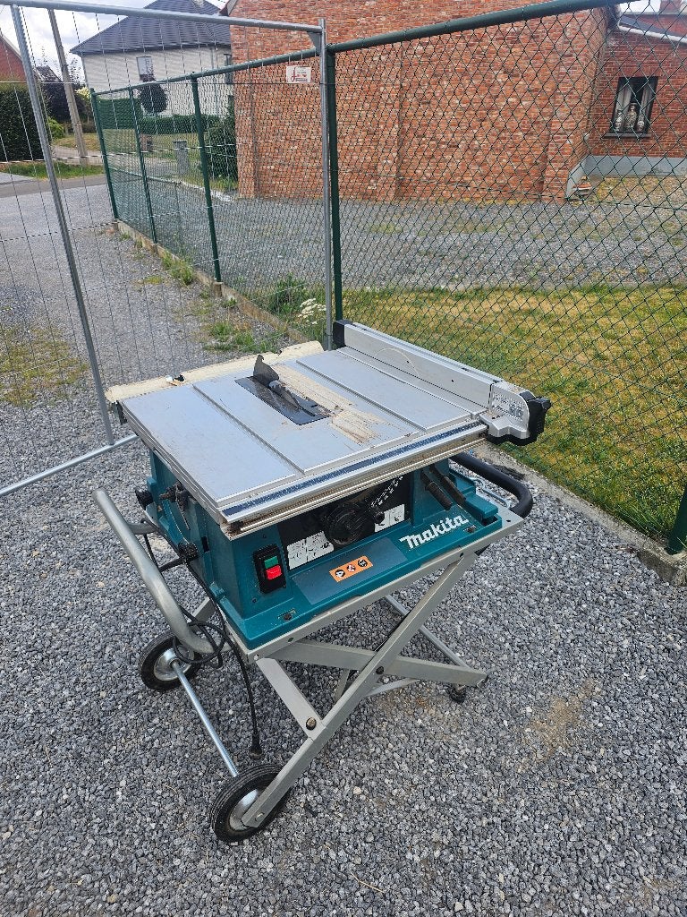 Makita 2704 zaagtafel, Ophalen, Zo goed als nieuw, 1200 watt of meer, Makita