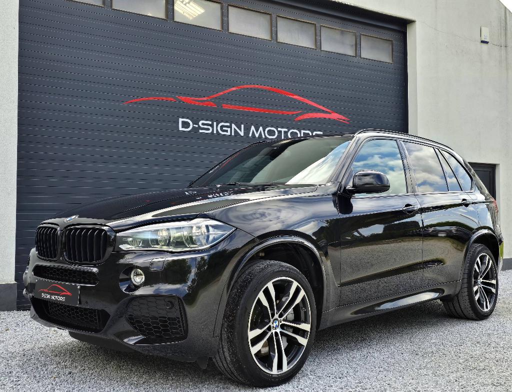 BMW X5 M50 dAS (381ch) 7 PL M SPORT PACK 2016 136.749km, Autos, BMW, Cuir, Entreprise, Entretenue par le concessionnaire, Noir