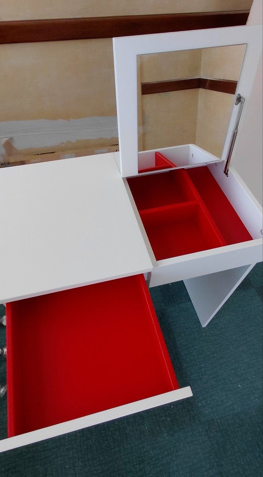 coiffeuse Ikea, Maison & Meubles, Tables | Coiffeuses, Enlèvement, Comme neuf
