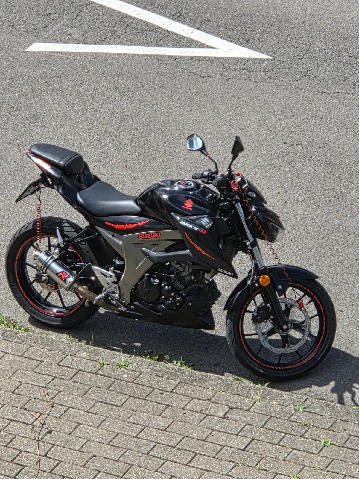 suzuki GSX S 125cc, Motos, Motos | Suzuki, Entreprise