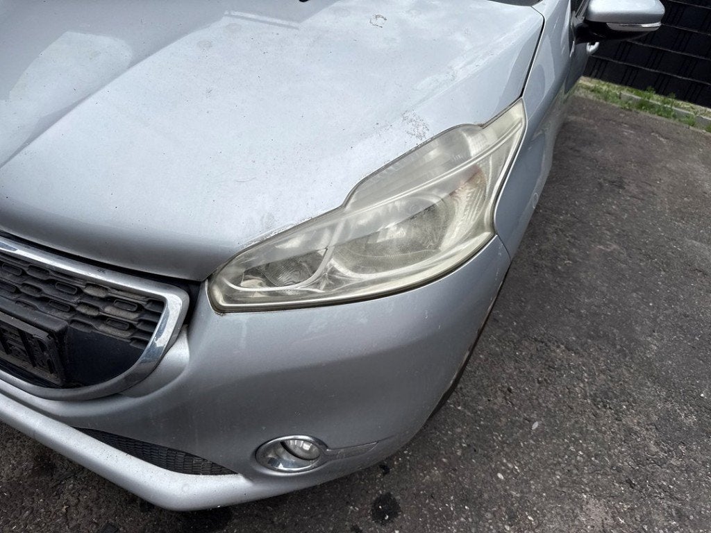 KOPLAMP LINKS 208 I (CA / CC / CK / CL) (|9802221880|), Kontakt-peugeot@peugeot.com, Gebruikt, Peugeot Deutschland GmbH, Bahnhofsplatz
65423  Rüsselsheim, DE