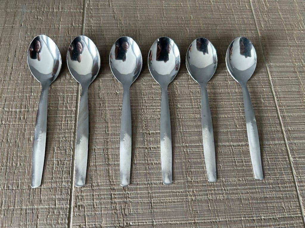 6 dessertlepeltjes, Maison & Meubles, Cuisine | Couverts, Enlèvement ou Envoi, Comme neuf