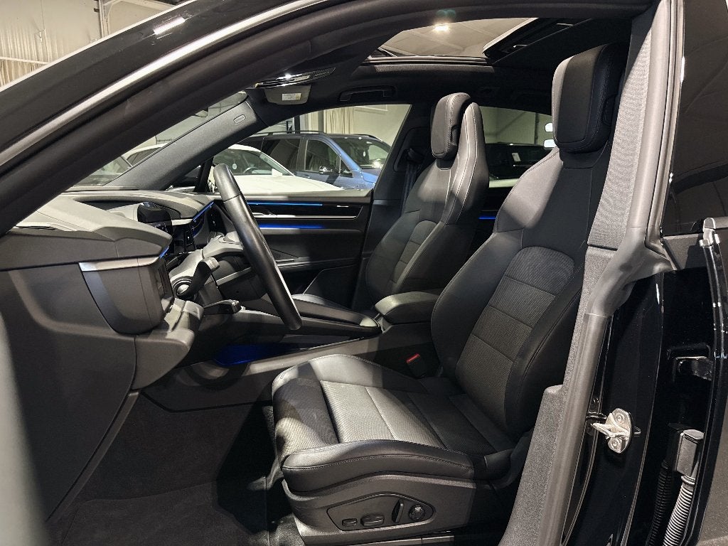 Porsche Macan 4 Electric Performance - Garantie, Auto's, Dealer onderhouden, Zwart, Leder en Stof, Zwart