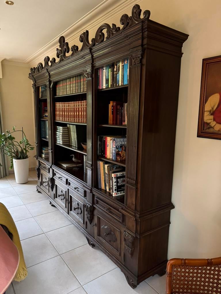Boekenkast in Renaissance stijl., Antiek en Kunst, Ophalen