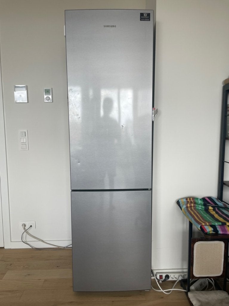 Samsung Koelkast + Pakket optie (LG Smart TV), Elektronische apparatuur, Koelkasten en IJskasten, Ophalen, Gebruikt, 200 liter of meer