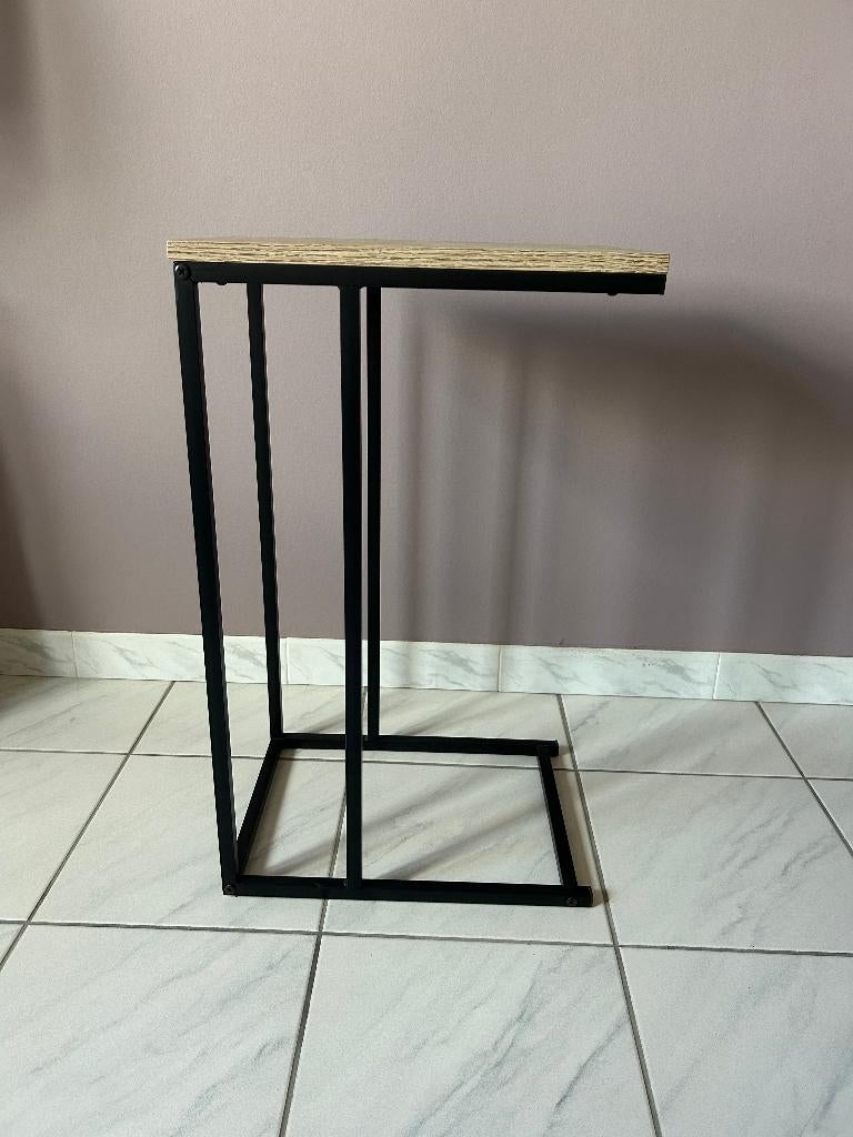 bijzettafeltje, Ophalen, Minder dan 55 cm, Metaal of Aluminium, Nieuw