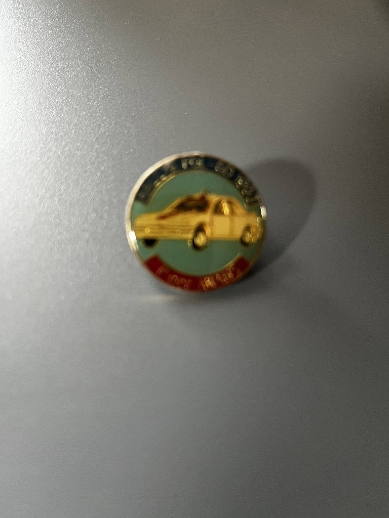 Pins rallye police gendarmerie, Collections, Enlèvement