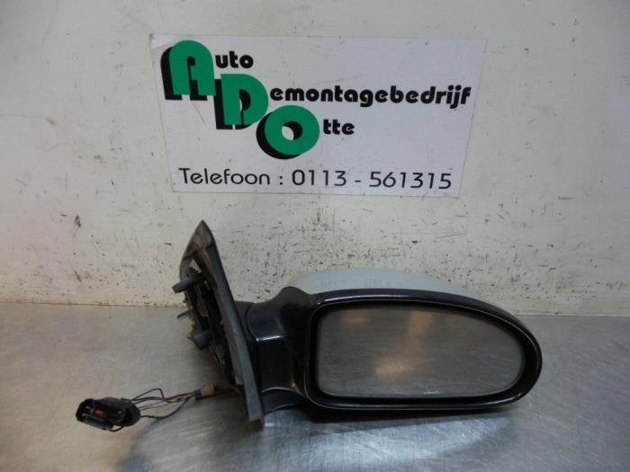 Buitenspiegel rechts van een Ford Focus (Focus 98-), Auto-onderdelen, Gebruikt, -, -, Ophalen of Verzenden