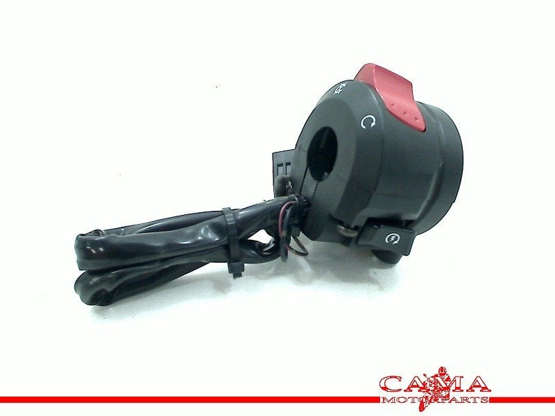 COMMUTATEUR DROIT GSX R 750 2006-2007 (GSXR750 K6 / K7), Dhr. S. di Majo, Utilisé, Info@cama-motorparts.nl, P.J. Troelstraweg 8 8
3144 CX  MAASSLUIS, NL