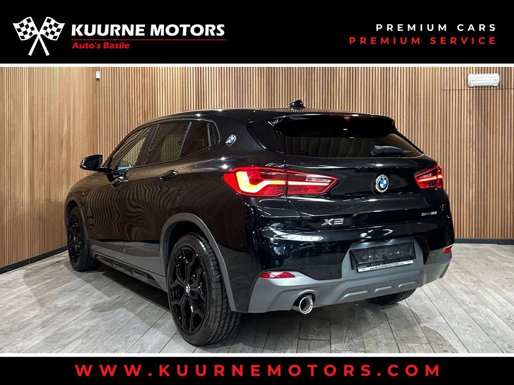 BMW X2 sDrive18iA M Pack Alu19"/Pano/Cam/Pdc/VerwZet *1j gar, Auto's, Automaat, X2, Gebruikt, Bedrijf