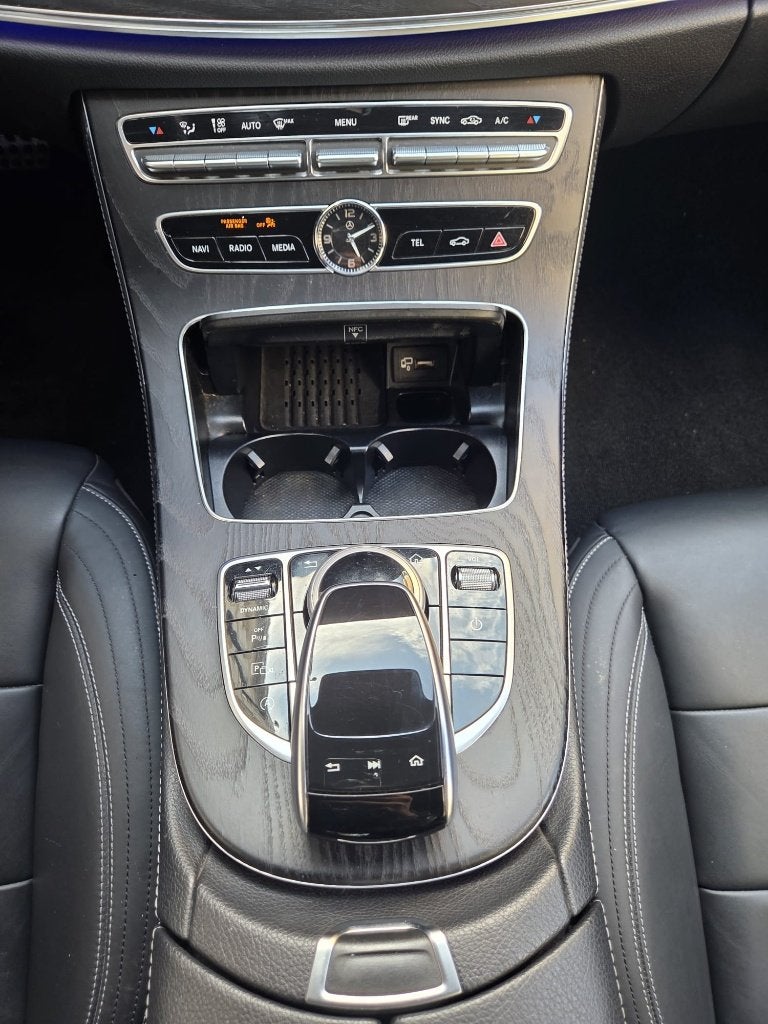 Mercedes Classe E220d, Cuir, Argent ou Gris, Achat, Euro 6
