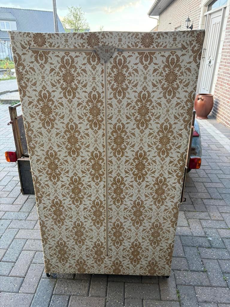 Kledingkast te koop, Enlèvement, Comme neuf